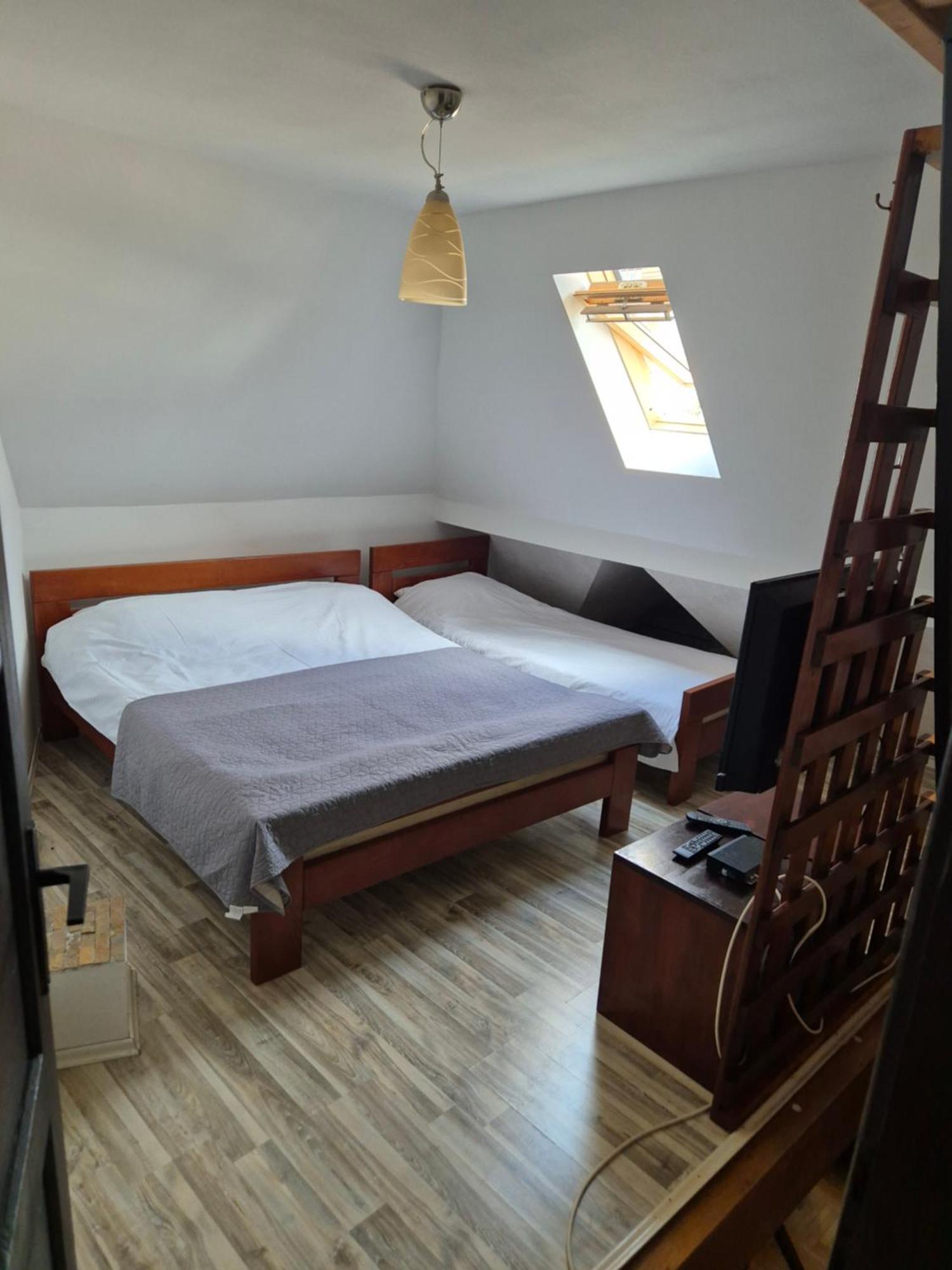 Kraljevski Apartman كوباونيك المظهر الخارجي الصورة